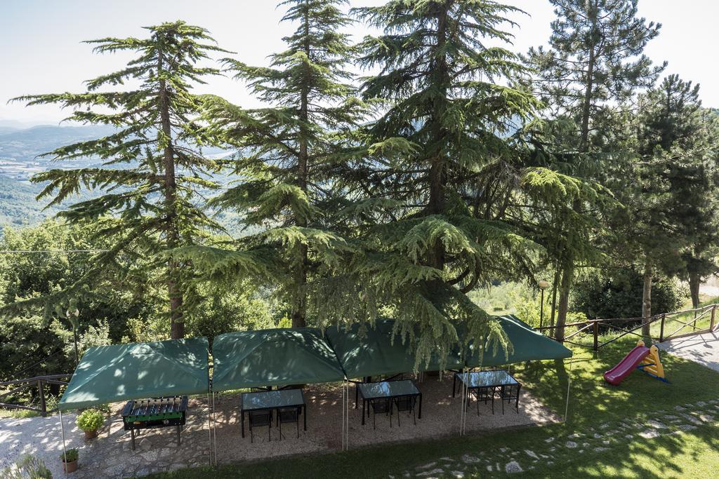 Agriturismo Monte Acuto أمبيرتيدي المظهر الخارجي الصورة