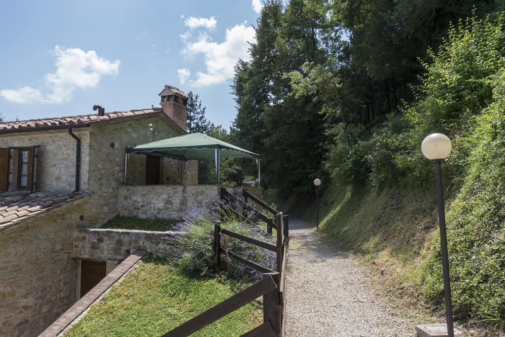 Agriturismo Monte Acuto أمبيرتيدي المظهر الخارجي الصورة