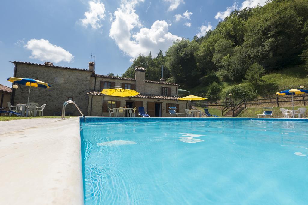 Agriturismo Monte Acuto أمبيرتيدي المظهر الخارجي الصورة